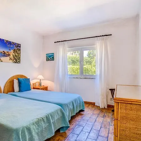 Carvoeiro Sleeps 6 Wifi *