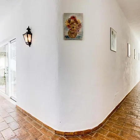 ヴィラ Carvoeiro Sleeps 6 Wifi