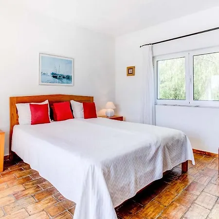 ヴィラ Carvoeiro Sleeps 6 Wifi