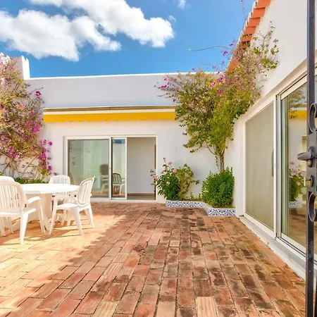 ヴィラ Carvoeiro Sleeps 6 Wifi *